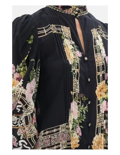PINTUCK BLOUSE WITH DRAPED SLEEVE