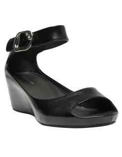 PIPPA WEDGE SANDAL