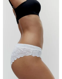 3pk Flexifit Lace Brazilian Knickers