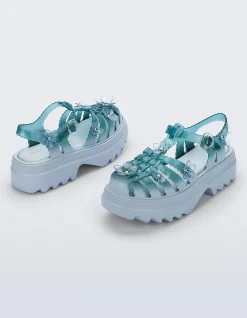 POSSESSION PLATFORM SUSAN FANG