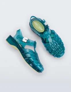 POSSESSION + SCHOLL