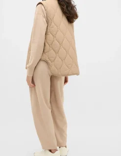 QUILTED BOXY VEST