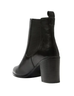 RANGER ANKLE BOOT