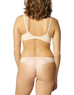 REVE TANGA