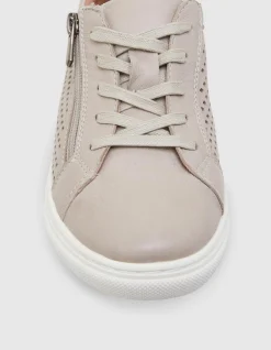 RIO SNEAKER