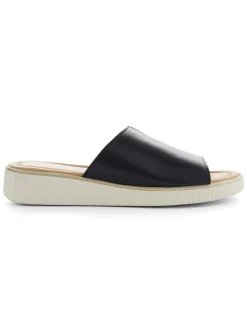 SAFARI SANDAL