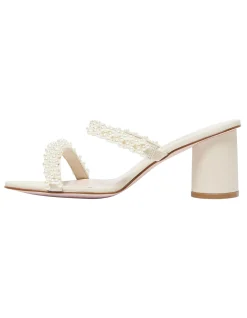 SCARLET HEEL