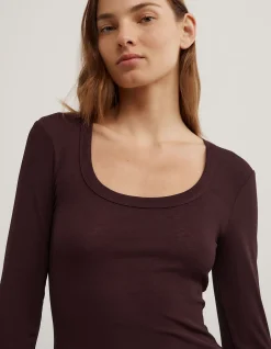 Scoop Neck Long Sleeve Top