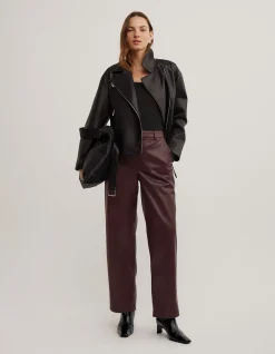 Scoop Neck Long Sleeve Top