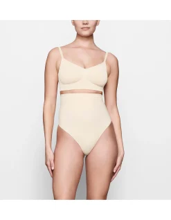 SEAMLESS SCULPT HIGH WAIST THONG