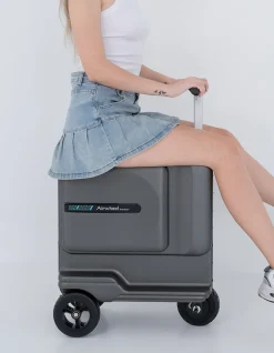 SE3T LARGE ELECTRIC RIDE-ON SUITCASE 48L BLACK