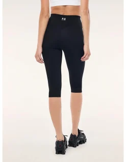 Signature Capri Legging