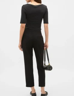 SLIM LEG TROUSER