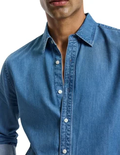 SOFT CHAMBRAY SHIRT