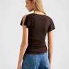 STORMI SPLICED SHOULDER TOP