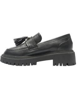 STRIKE LOAFERS