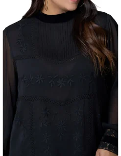 SUNDAY IN THE CITY-NIGHTFALL EMBROIDERED BLOUSE