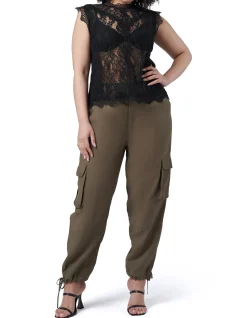 SUNDAY IN THE CITY - ANTI HERO LACE TOP