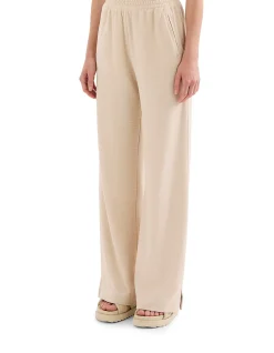 Sutton Pant