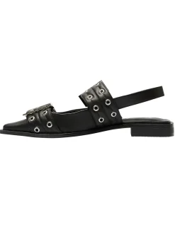 SUZIE FLAT
