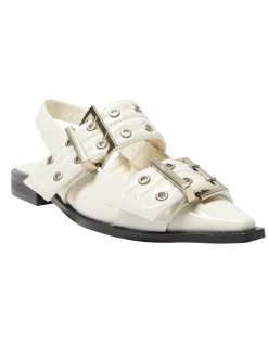 SUZIE FLAT
