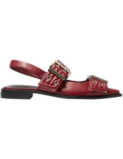 SUZIE FLAT