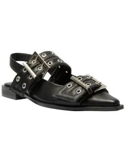 SUZIE FLAT