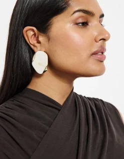 THE ELLIE RESIN EARRINGS