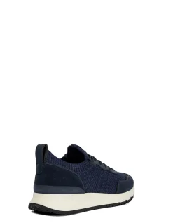 THORNY RUNNER