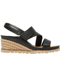 TOSCA WEDGE SANDAL