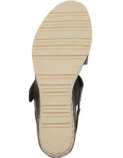 TOSCA WEDGE SANDAL