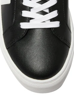 TRIO SNEAKER