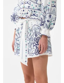 TUCK FRONT SHORT