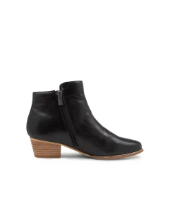 Vendas XF Black Natural Leather Ankle Boots