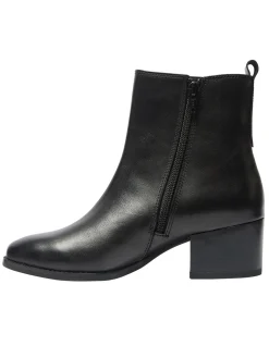 VENUS ANKLE BOOT