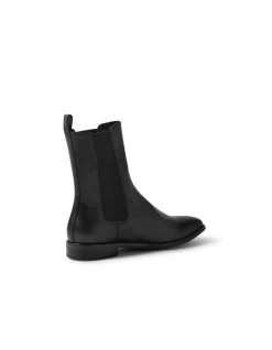 Wanderer Sleek Leather Chelsea Boots