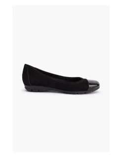 WOMEN'S JACARANDA SHOE