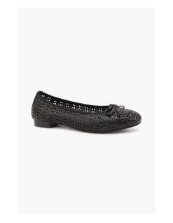 WOMEN'S NOVA SHOE