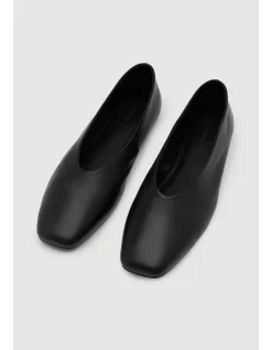 WOMEN'S Andrea Leather Ballet Flat SHOE