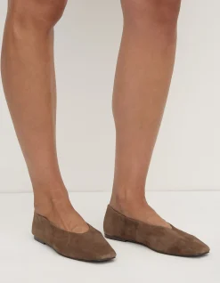 WOMEN'S Andrea Suede Ballet Flat SHOE