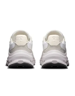 WOMEN'S Cloudnova Rift SNEAKER