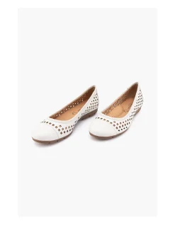 WOMEN'S JOAN SHOE
