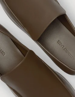 WOMEN'S Kennedy Leather Loafer SHOE