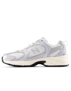 WOMEN'S 530 SNEAKER