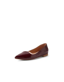 Yumis Two Tone Pointed Ballet Flats