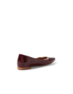 Yumis Two Tone Pointed Ballet Flats
